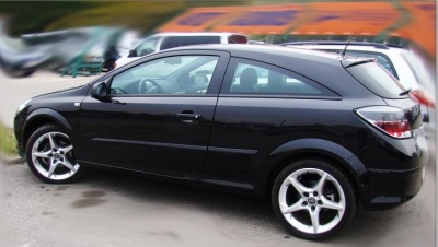 Боковые молдинги на двери для Opel Astra H GTC 2004-2009 | Rider F-18