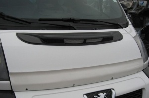 Воздухозаборник на капот (со скотчем 3М) для Peugeot Boxer 2006-2013 (250 кузов) | шагрень
