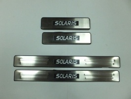 Накладки на дверные пороги с логотипом и LED подсветкой, нерж. для HYUNDAI Solaris "10-/"14-
