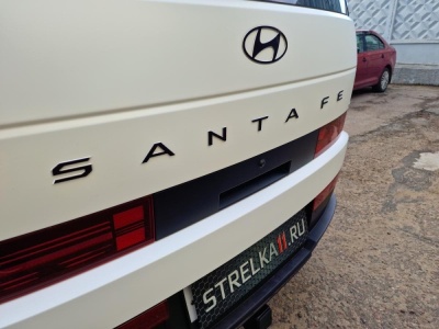 Накладки на буквы логотипа для Хендай Санта Фе 5 2024+ | декор