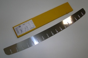 Накладка на задний бампер для Citroen C4 picasso I (2006-2013) | нержавейка + силиконовые вставки, без загиба