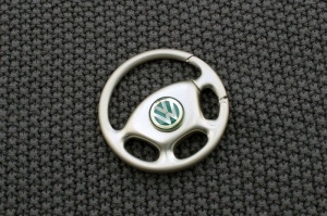 Брелок для Volkswagen "РУЛЬ", Цвет: Хром, Металлический