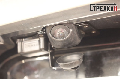 Защита задней камеры LEXUS LX 570 2015-2024 (рестайлинг)
