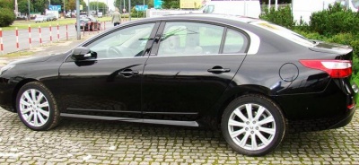 Боковые молдинги на двери для Renault Latitude 2010+/2013+ | Rider F-11