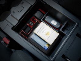 Вставка-органайзер в подлокотник для Mazda CX-5 2017+