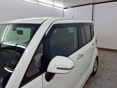 Дефлекторы Kia Ray 2011+/2018+/2022+ | с хром молдингом, из 6 частей, премиум, плоские, 2D,