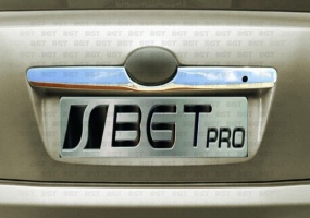 Накладка над номером на крышку багажника для Toyota Camry VI, V40