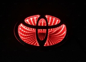 Светящаяся трехмерная эмблема крышки багажника «130х90» для Toyota Camry V40,Avensis 2011+.