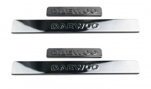 Накладки на пороги Daewoo Matiz нержавейка с логотипом