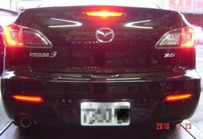 LED катафоты заднего бампера на Mazda 3 2010+ NEW