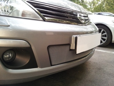 Защита радиатора для Nissan Tiida HB (2010-2014) рестайл | Стандарт
