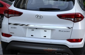Накладка над номером на крышку багажника с надписью для HYUNDAI Tucson 2016+ : хром