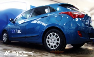 Боковые молдинги на двери для Hyundai i30 2012+ (хэтчбек 5D,универсал CW) | Rider F-40