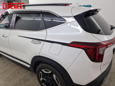 Накладки на задние двери и крылья для Kia Seltos 2020+ | 4 штуки, декор