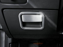 Накладка на кнопку открытия бардачка для VW Passat (B8) 2015+ | нержавейка, 2 части